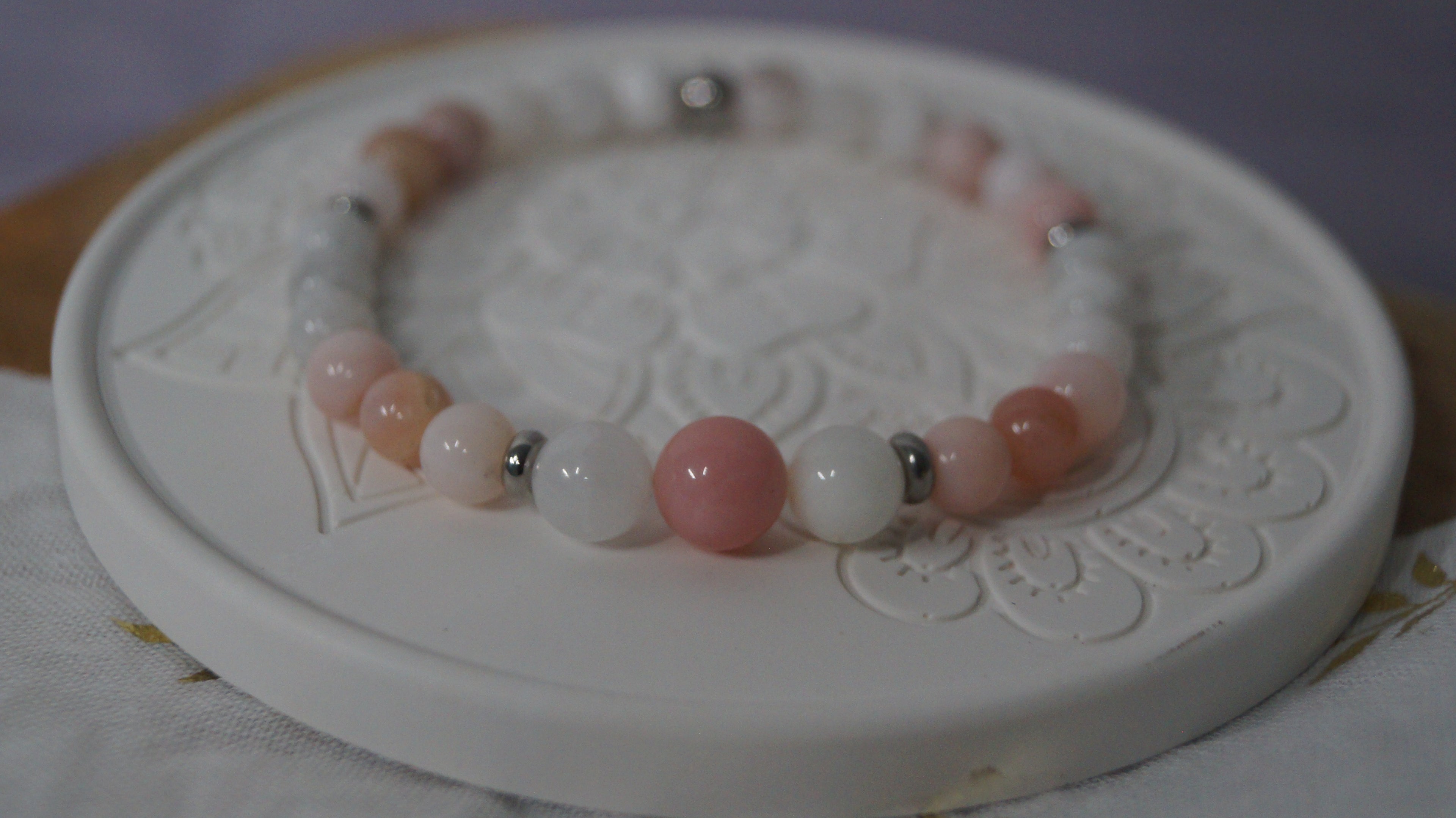 Bracelet Douceur – Opale rose & Jaspe blanc | CréaD’Âme